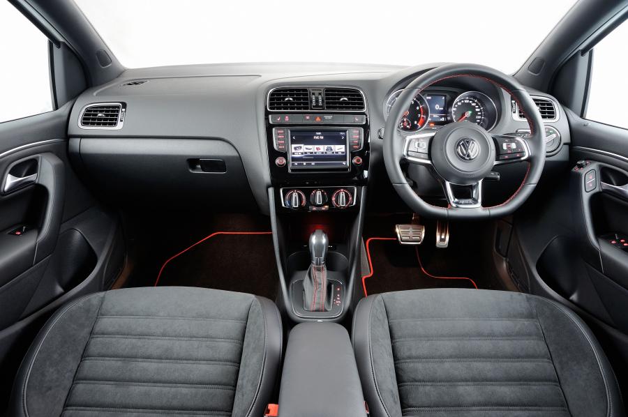  Volkswagen Polo GTi 2015 года  (ZA) (фото 12 из 22)
